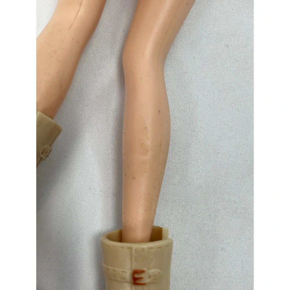 Barbie Doll My Scene Cub‎ Disco Delancy Brown Hair Purple Lips Eyes 1999 Mattel